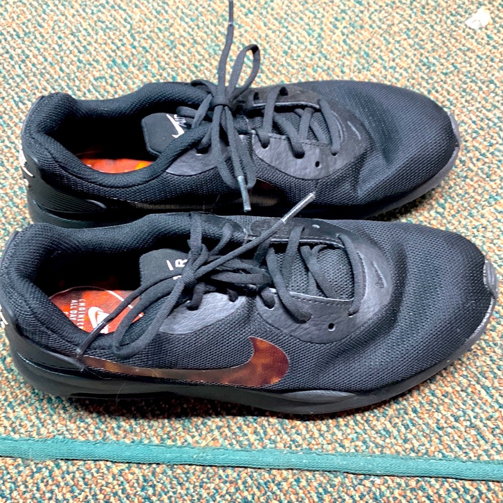 Women’s Black Nike Air Sneaker with Brown Nike Symbol Size 9.5